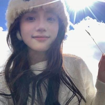 海棠不惜胭脂色